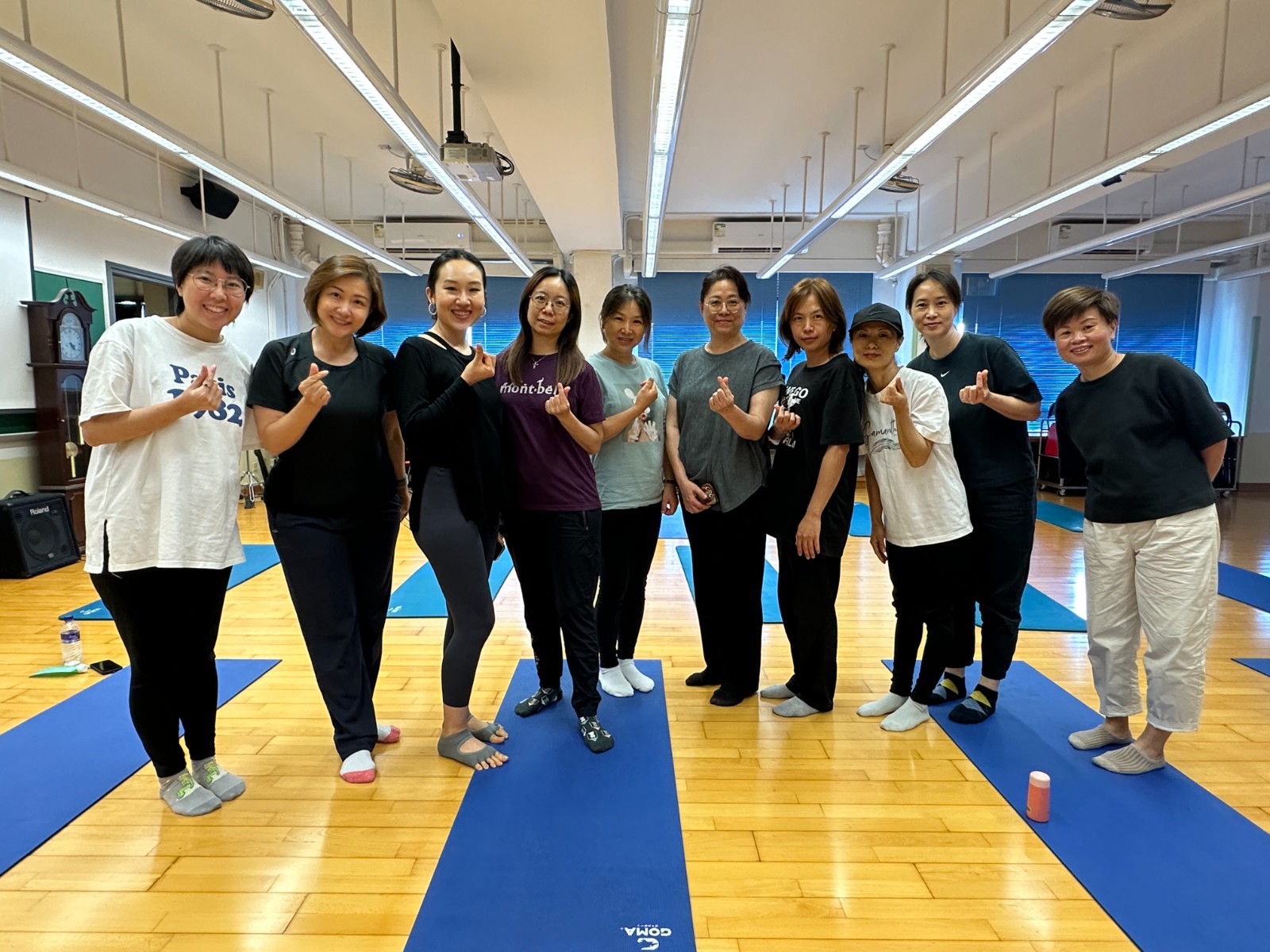 「靜觀呼吸、紓緩減壓瑜伽體驗班」 - Shung Tak Catholic English College